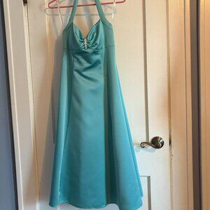 David's Bridal Bridesmaid's Dress Size 2 With Matching Purse